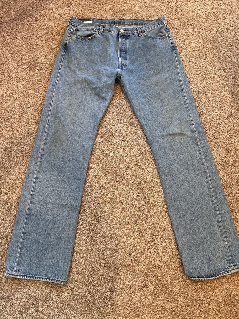 Levi’s 501 Button fly 36x34 jeans. Medium wash. Classic.